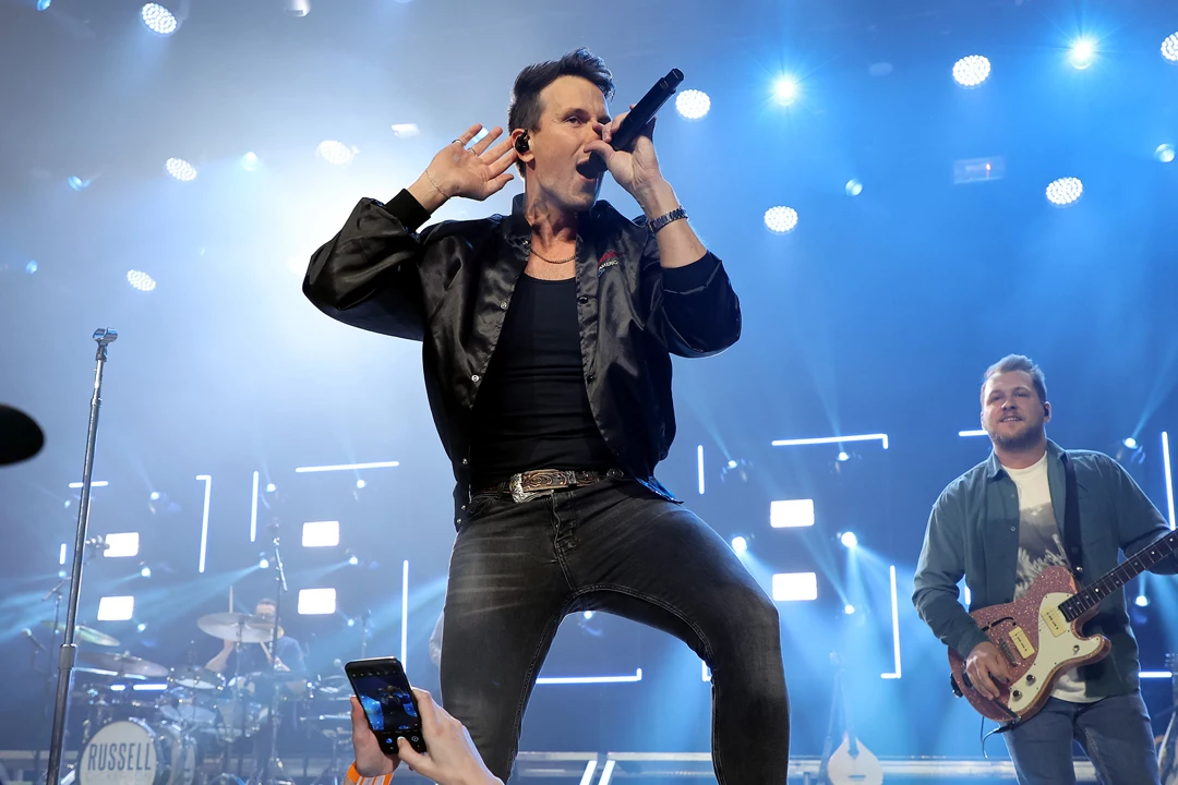 Russell Dickerson live on tour